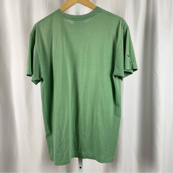 Little Bay Root Large Sasquatch Multnomah Falls Nature Waterfall Graphic Shirt - Picture 2 of 7